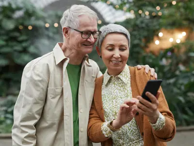 Couple With Smart Phone Reversed Pexels